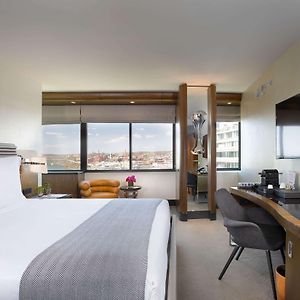 Deluxe King Room a River view
